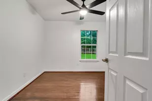 4930 Holloway Dr, Houston, TX 77048 - Photo 29