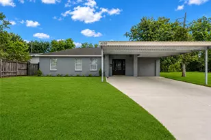 4930 Holloway Dr, Houston, TX 77048 - Photo 9