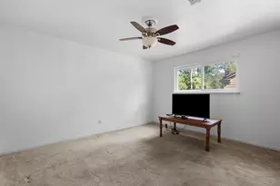 13718 Balmore Cir, Houston, TX 77069 - Photo 11