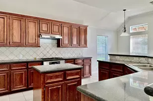 3131 Valley Ct, Manvel, TX 77578 - Photo 13