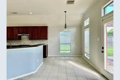 3131 Valley Court, Manvel, TX 77578 - Photo 7