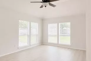3131 Valley Ct, Manvel, TX 77578 - Photo 11