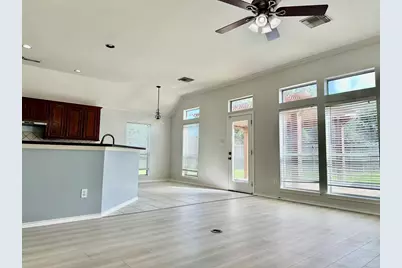 3131 Valley Court, Manvel, TX 77578 - Photo 9