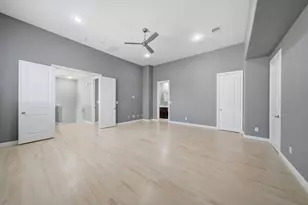 1135 W 21st St, Houston, TX 77008 - Photo 35