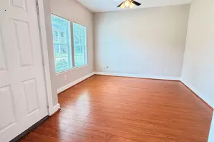 11720 Chanteloup Dr, Houston, TX 77047 - Photo 5