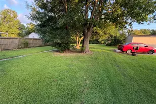 845 13th St, Port Arthur, TX 77640 - Photo 15