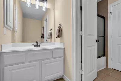 2 Glistening Pond Place, The Woodlands, TX 77382 - Photo 15