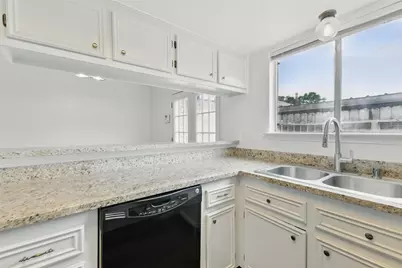 2079 Country Village Boulevard #C, Humble, TX 77338 - Photo 7