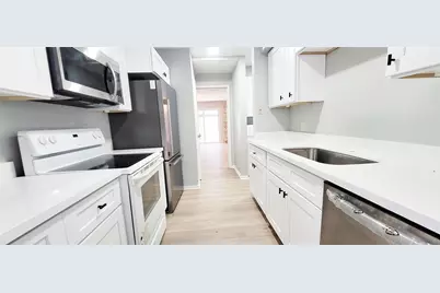 6374 Creekbend Drive, Houston, TX 77096 - Photo 7