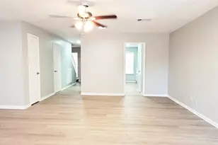 6374 Creekbend Dr, Houston, TX 77096 - Photo 3