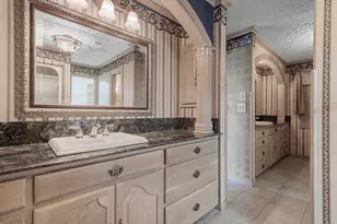 804 Alvin St, El Campo, TX 77437 - Photo 41