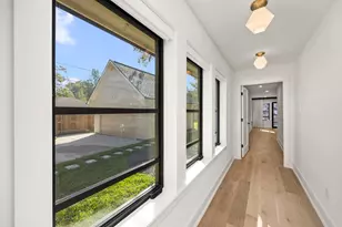 709 W 39th St, Houston, TX 77018 - Photo 27