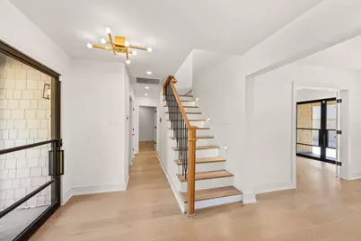 709 W 39th Street, Houston, TX 77018 - Photo 5