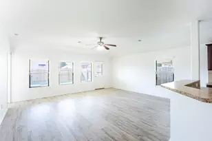 9918 Hideaway Bend Ln, Houston, TX 77044 - Photo 17