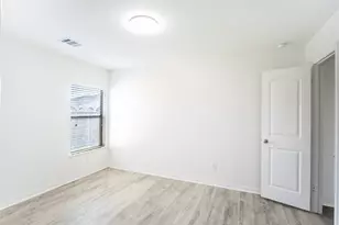 9918 Hideaway Bend Ln, Houston, TX 77044 - Photo 11