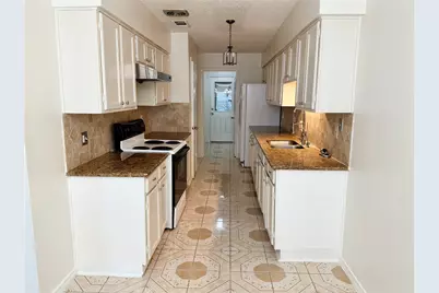 6147 Briar Glade Drive, Houston, TX 77072 - Photo 17