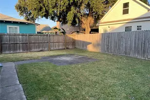 106 N Eastwood St, Houston, TX 77011 - Photo 31