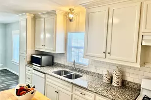 106 N Eastwood St, Houston, TX 77011 - Photo 13