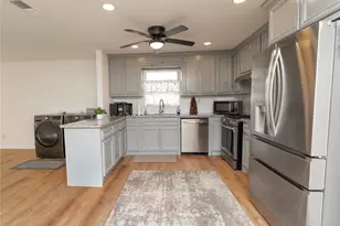 2817 Sams Dr, Seabrook, TX 77586 - Photo 5