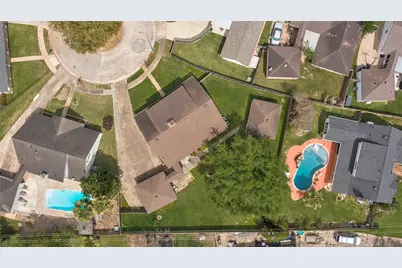 10406 Sagevale Court, Houston, TX 77089 - Photo 27