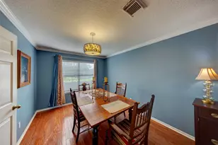113 Coral Bay Dr, League City, TX 77573 - Photo 9