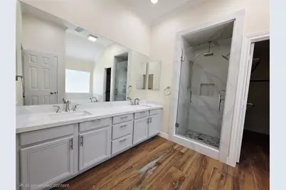 911 Beechgrove Drive, Webster, TX 77058 - Photo 11