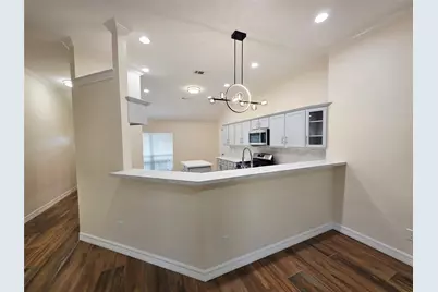 911 Beechgrove Drive, Webster, TX 77058 - Photo 5