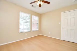 11707 Turtle Lake Dr, Houston, TX 77064 - Photo 17