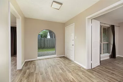 2706 Stetson Lane, Houston, TX 77043 - Photo 9