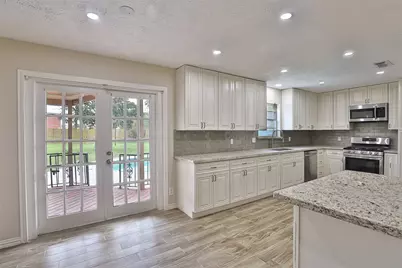 2706 Stetson Lane, Houston, TX 77043 - Photo 17