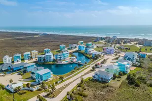 162 La Concha Blvd, Port Aransas, TX 78373 - Photo 1