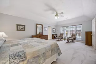 4423 Bermuda Dr, Sugar Land, TX 77479 - Photo 15