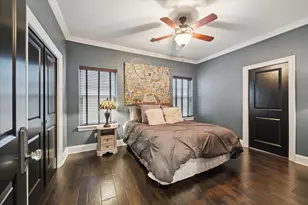 205 W 24th St, Houston, TX 77008 - Photo 15