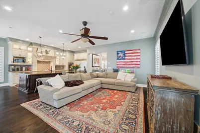 205 W 24th Street, Houston, TX 77008 - Photo 7