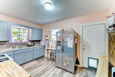 1104 Mabry Road, Baytown, TX 77520 - Photo 11
