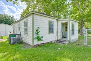 1104 Mabry Rd, Baytown, TX 77520 - Photo 29