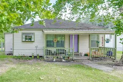 1104 Mabry Road, Baytown, TX 77520 - Photo 1