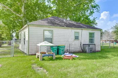 1104 Mabry Road, Baytown, TX 77520 - Photo 31
