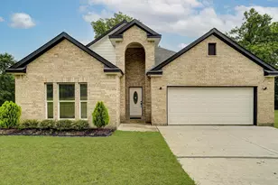 113 County Rd 645, Dayton, TX 77535 - Photo 1