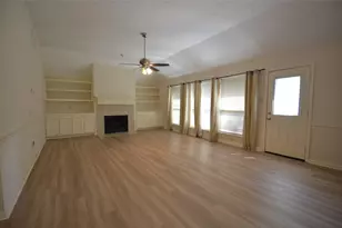 13802 Rosebranch Ct, Houston, TX 77059 - Photo 3