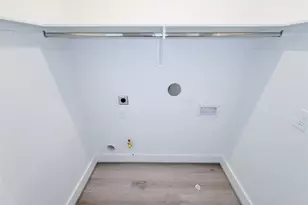 7703 Earl Rudder Wy, Houston, TX 77055 - Photo 17