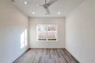 7703 Earl Rudder Wy, Houston, TX 77055 - Photo 37