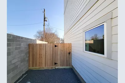 7703 Earl Rudder Way, Houston, TX 77055 - Photo 43