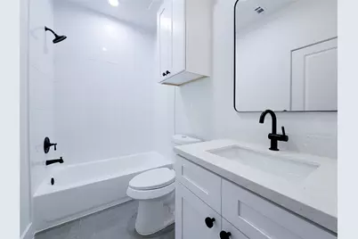 7703 Earl Rudder Way, Houston, TX 77055 - Photo 13