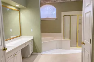 22416 Pebble Beach Way, Huntsville, TX 77320 - Photo 31