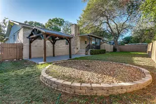 948 Spring Hills Dr, New Braunfels, TX 78130 - Photo 23