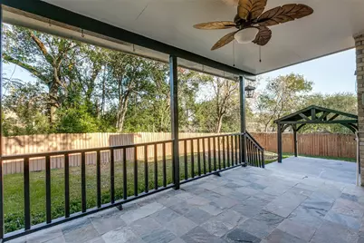 948 Spring Hills Drive, New Braunfels, TX 78130 - Photo 21