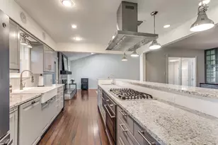 948 Spring Hills Dr, New Braunfels, TX 78130 - Photo 11