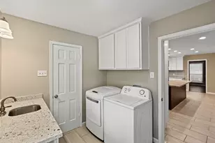 139 Haversham Dr, Houston, TX 77024 - Photo 13