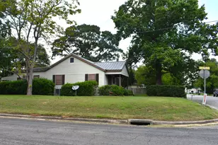 1601 Columbia St, Liberty, TX 77575 - Photo 7